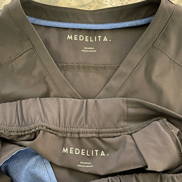 Pewter medilita scrub set - Picture 3 of 8